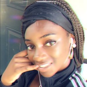 Meet your Posher, Kiera